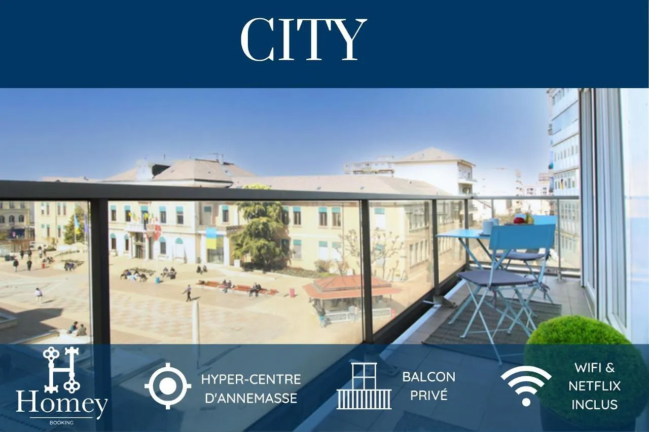 HOMEY CITY - NEW -Balcon privé - Vue hôtel de ville - Netflix et Wifi inclus - Proche de Genève Annemasse